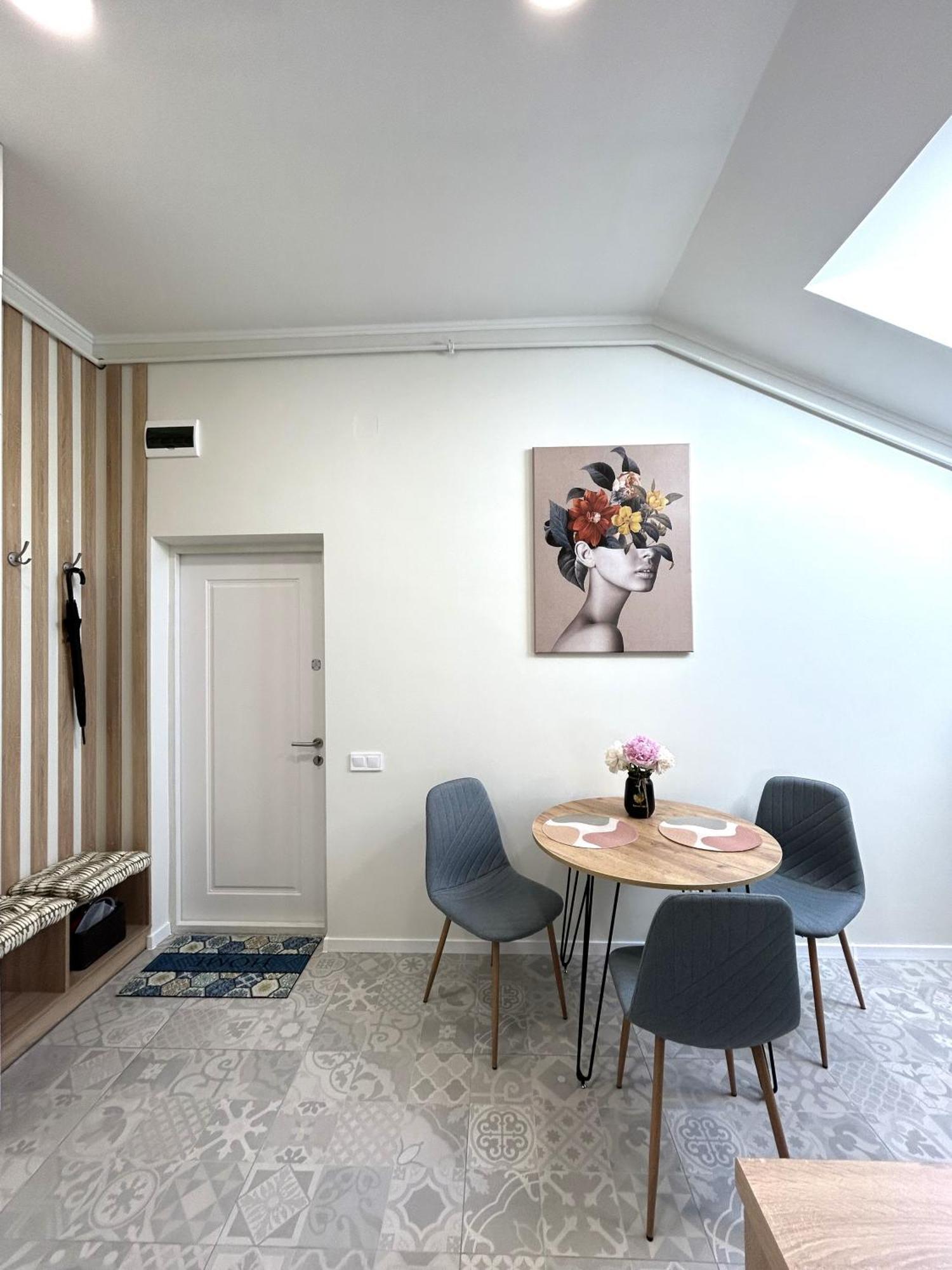 Modern Apartment, 5Mins To Rynok Square Lemberg Exterior foto