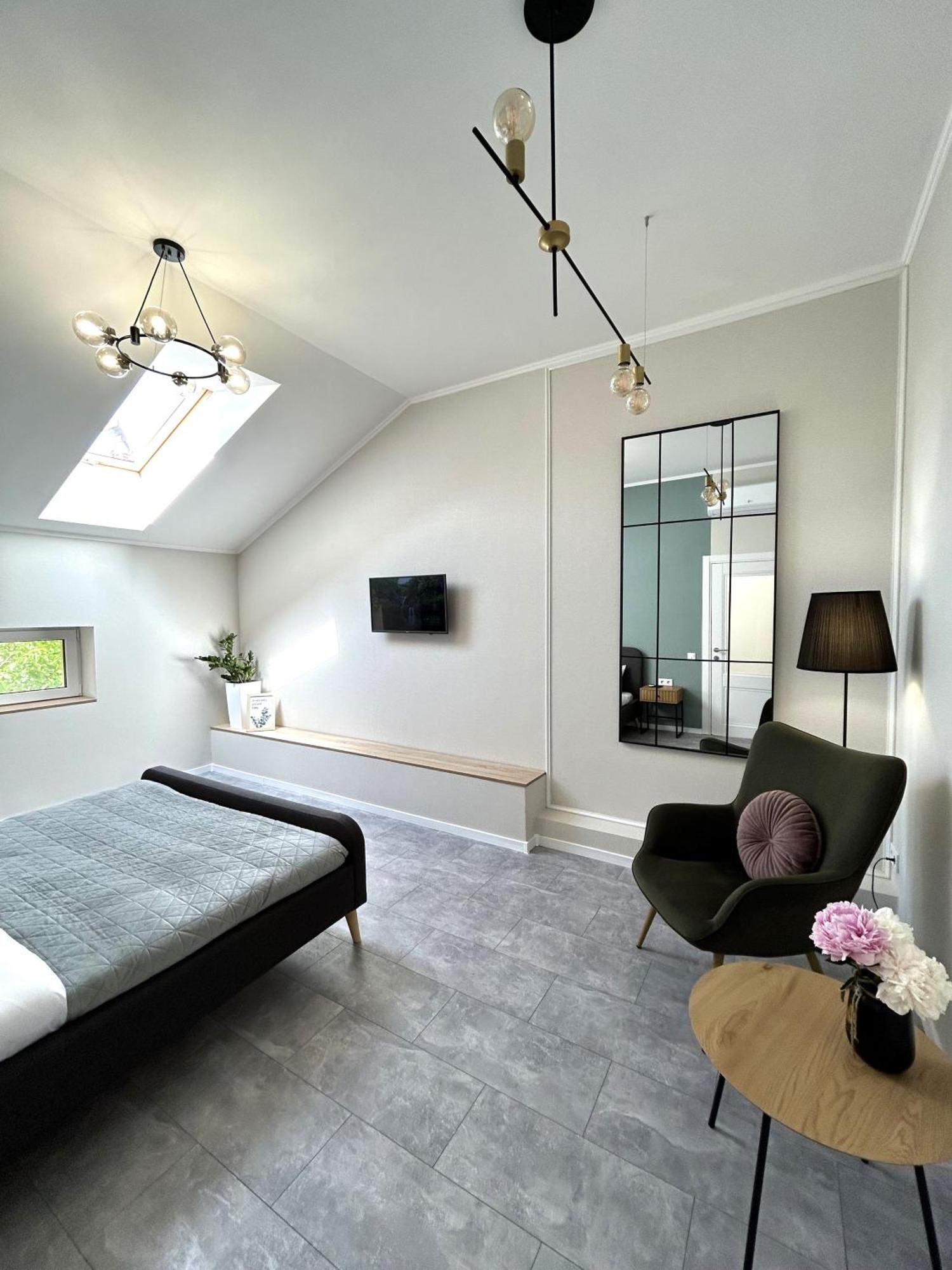 Modern Apartment, 5Mins To Rynok Square Lemberg Exterior foto